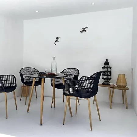 Cosy Finca, Sea Views, Jacuzzi La Asomada (Lanzarote)