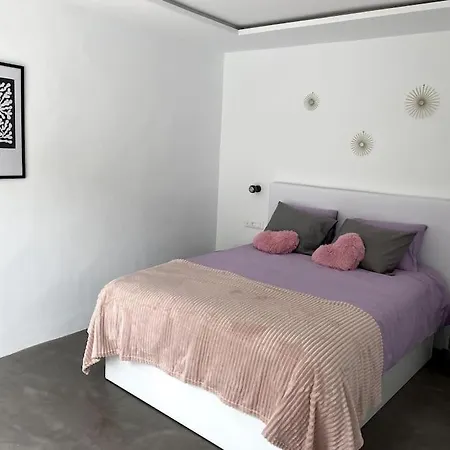 בית נופש Cosy Finca, Sea Views, Jacuzzi La Asomada (Lanzarote)